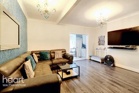 11 Cecil Road, Walthamstow, London, E17 5DH