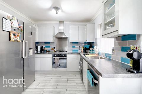 11 Cecil Road, Walthamstow, London, E17 5DH
