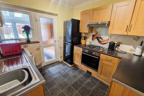 3 bedroom terraced house for sale, Seymour Road, Northfleet, Gravesend, Kent, DA11