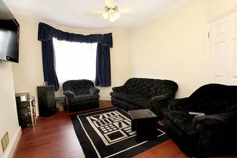 2 bedroom terraced house to rent - View 3