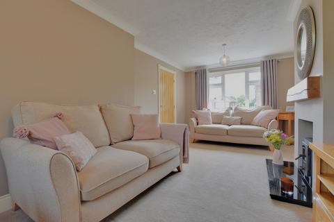 3 Cedar Chase, Heybridge, Maldon, CM9 4NR