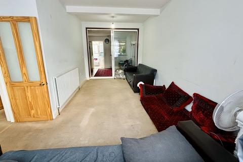3 bedroom end of terrace house for sale, Rutland Road,  Southall, UB1