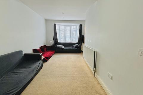 3 bedroom end of terrace house for sale, Rutland Road,  Southall, UB1