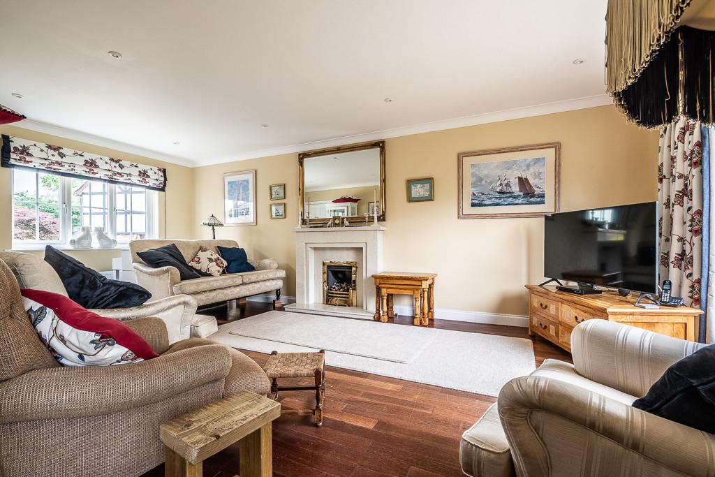 8 Roche Gardens - Web-20