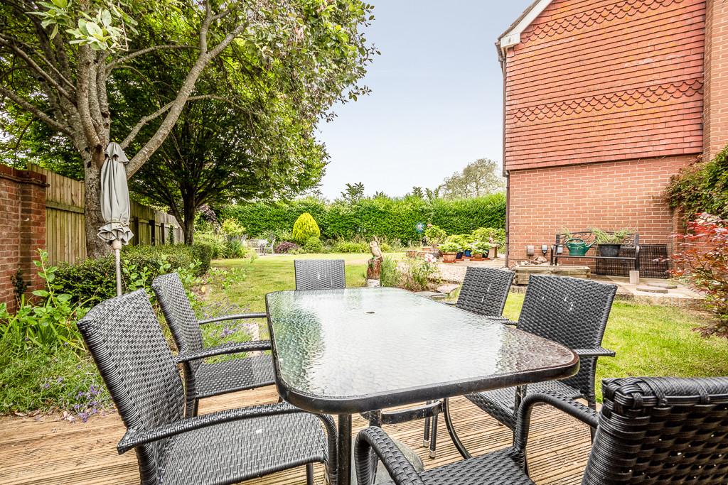 8 Roche Gardens - Web-8