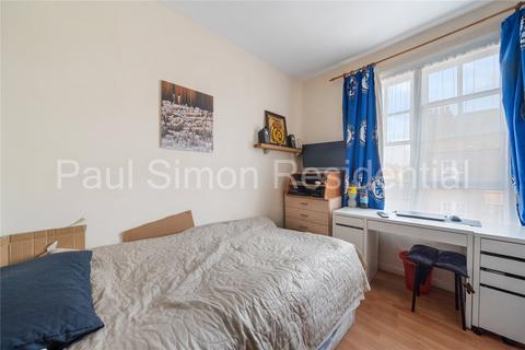 2 bedroom end of terrace house for sale, Darwin Road, Wood Green, London, N22