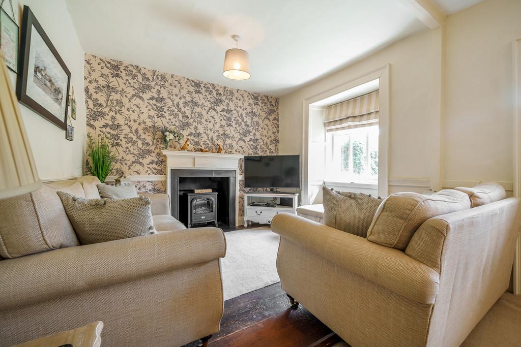 Lounge / Dining Room