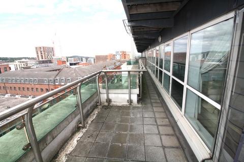 2 bedroom apartment to rent, Royal Plaza, 2 Westfield Terrace, Sheffield, S1 4GG