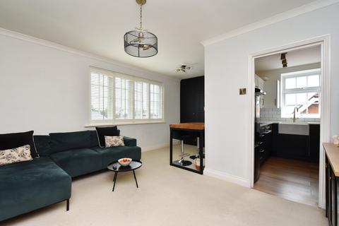 2 bedroom flat for sale, Edward Road, Kent, BR1