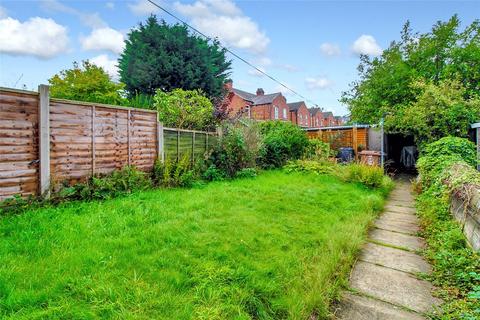 3 bedroom terraced house to rent, Stamford Avenue, Crewe