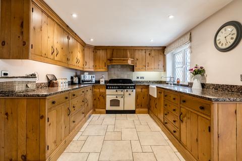 5 bedroom detached house for sale, Mundford