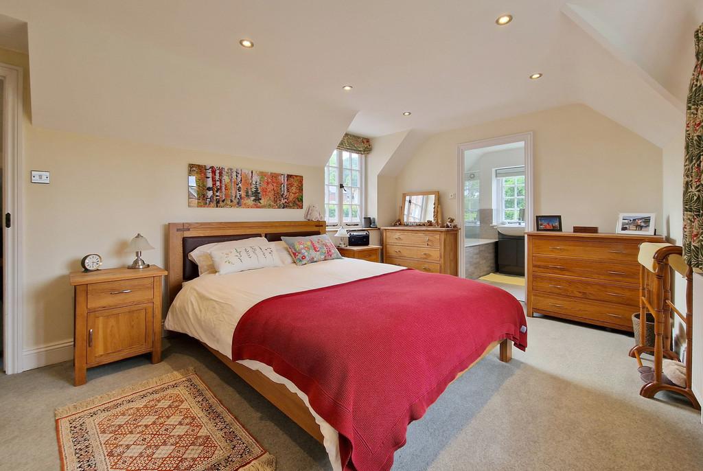 Crooked Cottage Bedroom 1