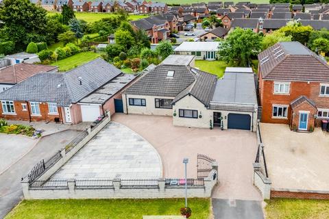 3 bedroom detached bungalow for sale, Swinston Hill Road, Sheffield S25