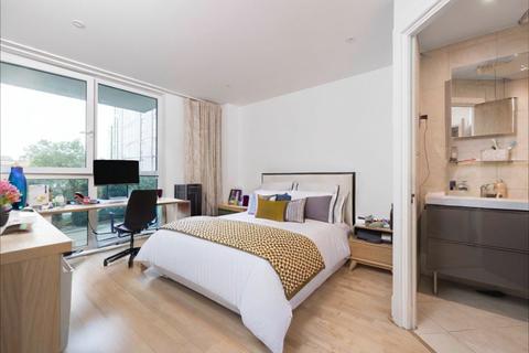 2 bedroom apartment for sale, St. George Wharf, London, SW8