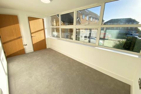 2 bedroom apartment for sale, Fort Cumberland Road, Southsea