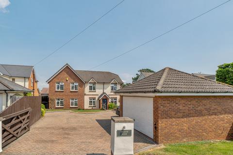 4 bedroom detached house for sale, Ashburton Road, Newton Abbot