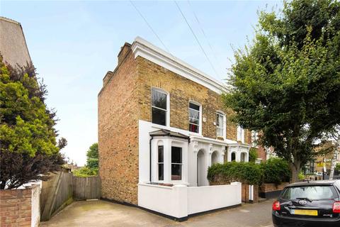 3 bedroom house for sale, Rushmore Road, Lower Clatpon, London, E5