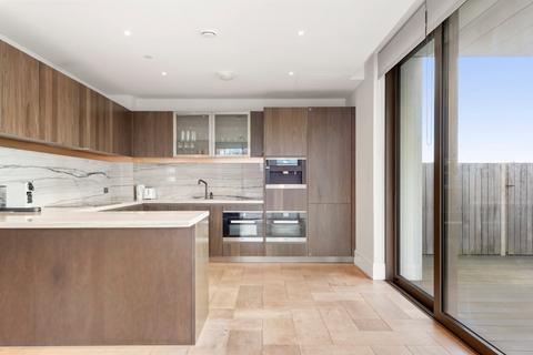 3 bedroom flat to rent, Radley House, 10 Palmer Road, London