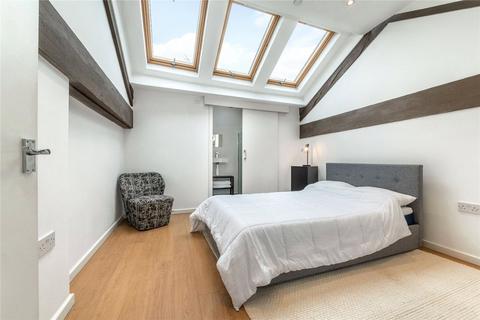 2 bedroom mews to rent, Indigo Mews, South Hampstead, London