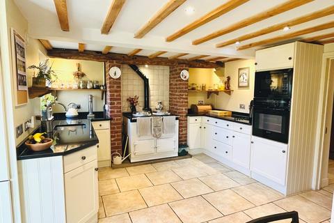 4 bedroom detached house for sale, Hulland Village, Ashbourne