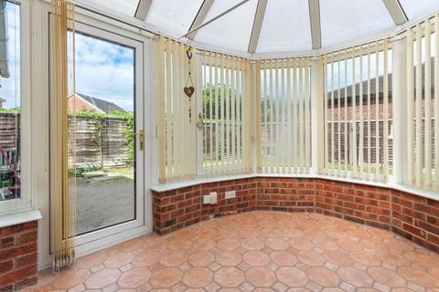 54 Foxhill, Grimsby, DN37 9QL