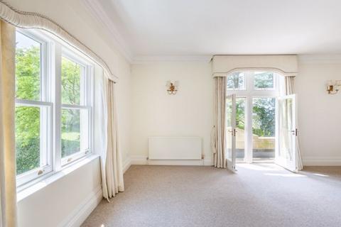 3 bedroom apartment for sale, Trossachs Drive, Bath