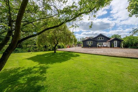 3 bedroom barn conversion for sale, Claxton