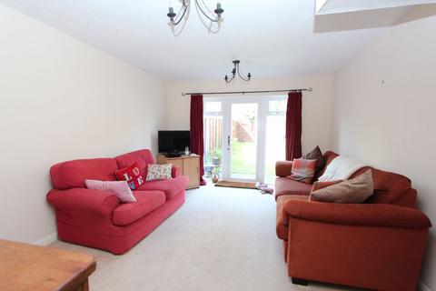 2 bedroom terraced house to rent, Walker Gardens, Southampton