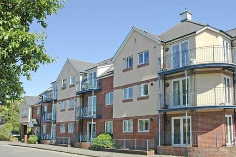 2 bedroom apartment to rent, Coney Court, Exeter EX2