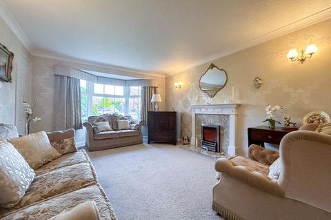 4 bedroom detached house for sale, Harvesters Close, Aldridge/Streetly borders, WS9 0YU