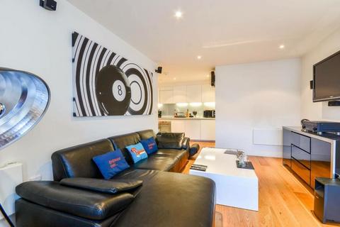 2 bedroom flat to rent, Tiltman Place, Holloway, London