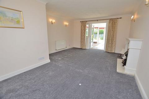 3 bedroom detached bungalow for sale, 3 Gleneagles Drive, Woodhall Spa