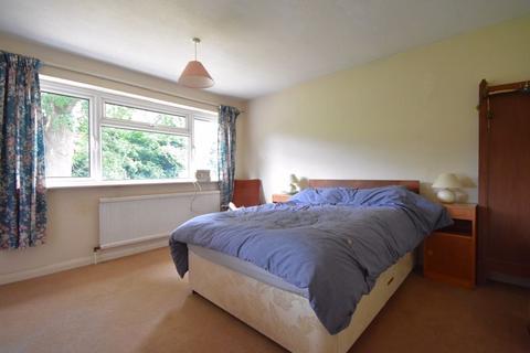 4 bedroom detached house for sale, Oast House Crescent, Farnham