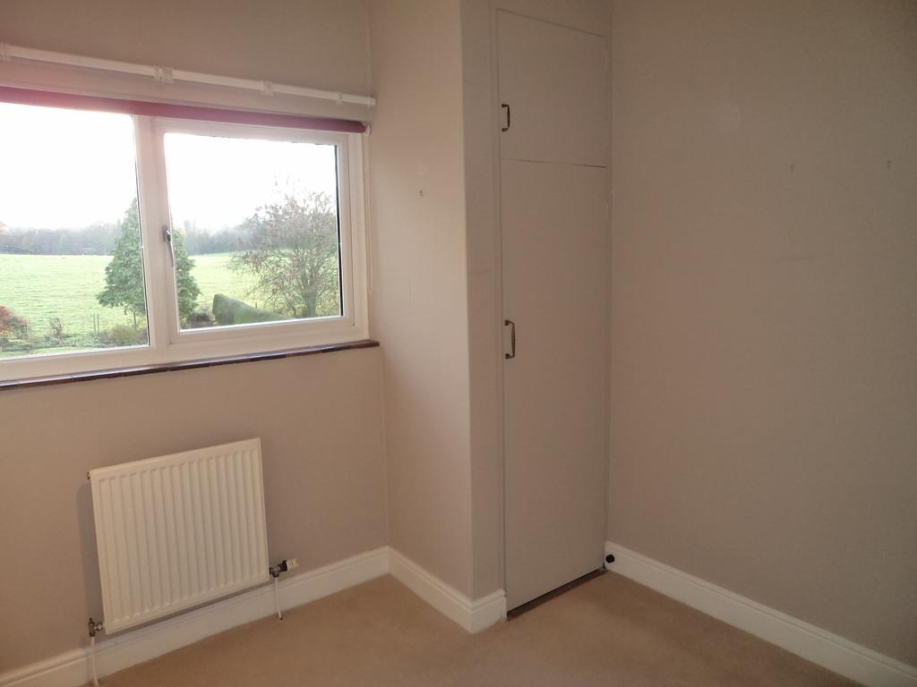 Sutcliffe Office (12)