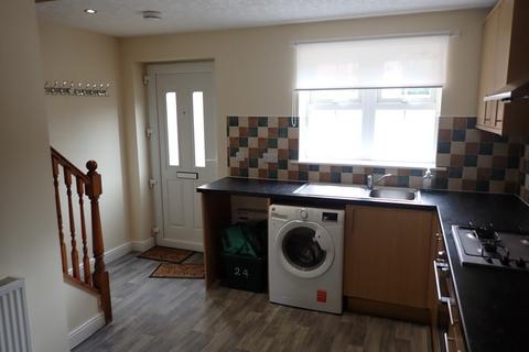 2 bedroom terraced house to rent, Laurel Close, Carlisle