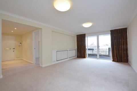 2 bedroom apartment to rent, 2 Bedroom 2 Bathroom Flat, Palmerston House, W8
