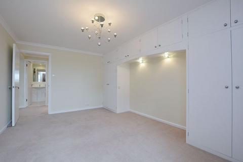 2 bedroom apartment to rent, 2 Bedroom 2 Bathroom Flat, Palmerston House, W8