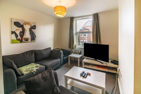 1 bedroom end of terrace house to rent, Radcliffe Road, West Bridgford, Nottingham, NG2 5HH