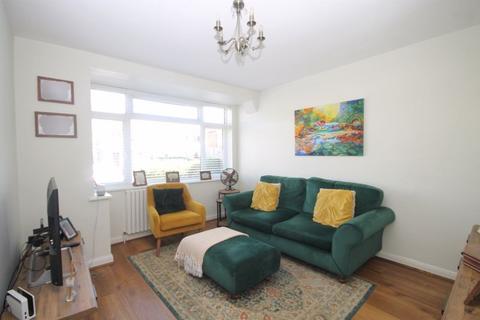 135 Hill Rise, Greenford, UB6 8PF