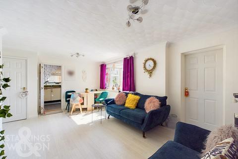 3 bedroom semi-detached bungalow for sale, Ash Close, Wymondham