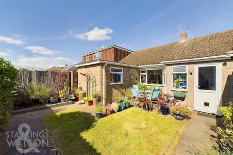 3 bedroom semi-detached bungalow for sale, Ash Close, Wymondham