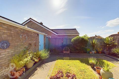 8 Ash Close, Wymondham, NR18 0HR