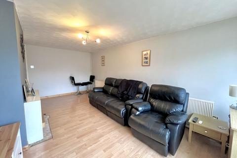 2 bedroom detached bungalow for sale, Gayland Avenue, Luton