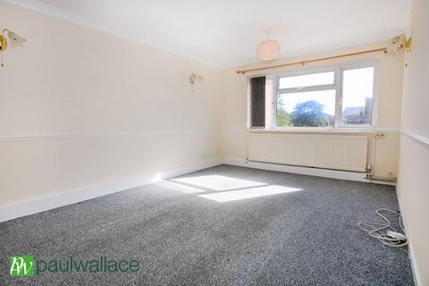 2 bedroom flat for sale, Slipe Lane, Turnford
