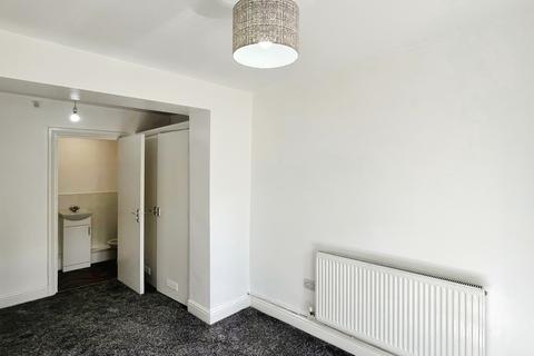 2 bedroom apartment to rent, Wordsworth avenue, Roath