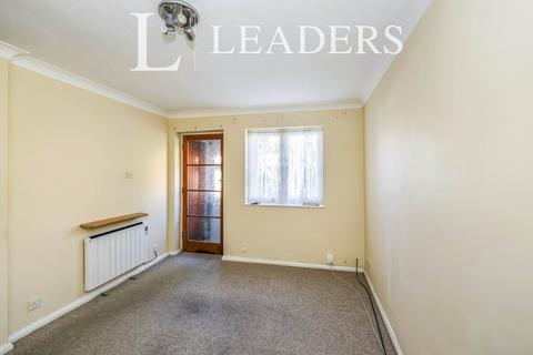 1 bedroom terraced house to rent, Bucklers Court, Portsmouth PO2