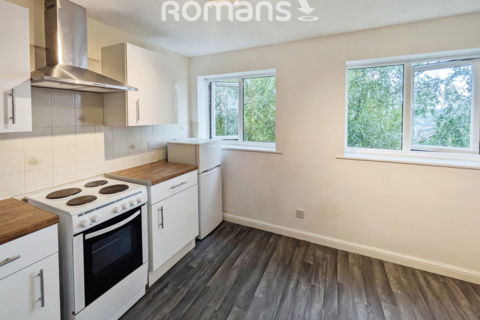 Studio to rent, Mylne Close, High Wycombe