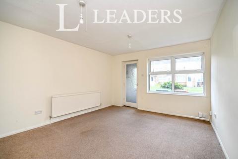 2 bedroom terraced house to rent, Crediton Close, Bedford , MK40 3DX