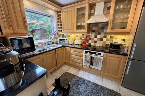 3 bedroom detached house to rent, Pares Way, Ockbrook