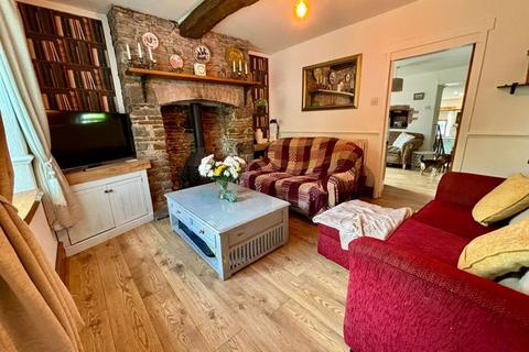 10 North Lane, Nailsea, Bristol, BS48 4BT